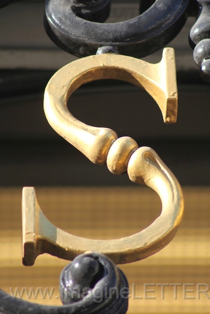 Wall_Art_Alphabet_Photography_Art_ 2027.jpg